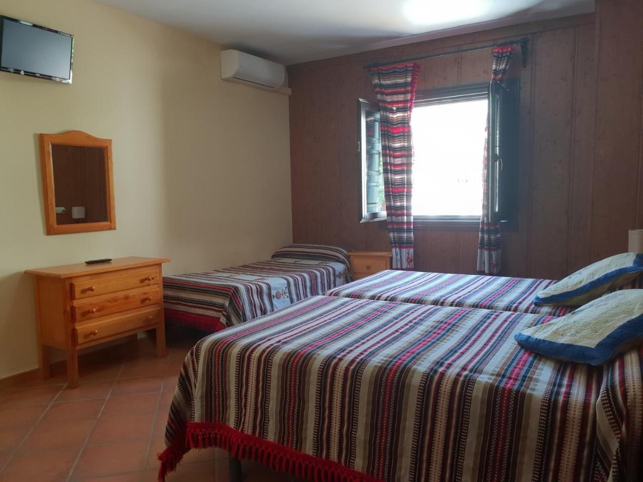 Hostal Пампанейра Экстерьер фото