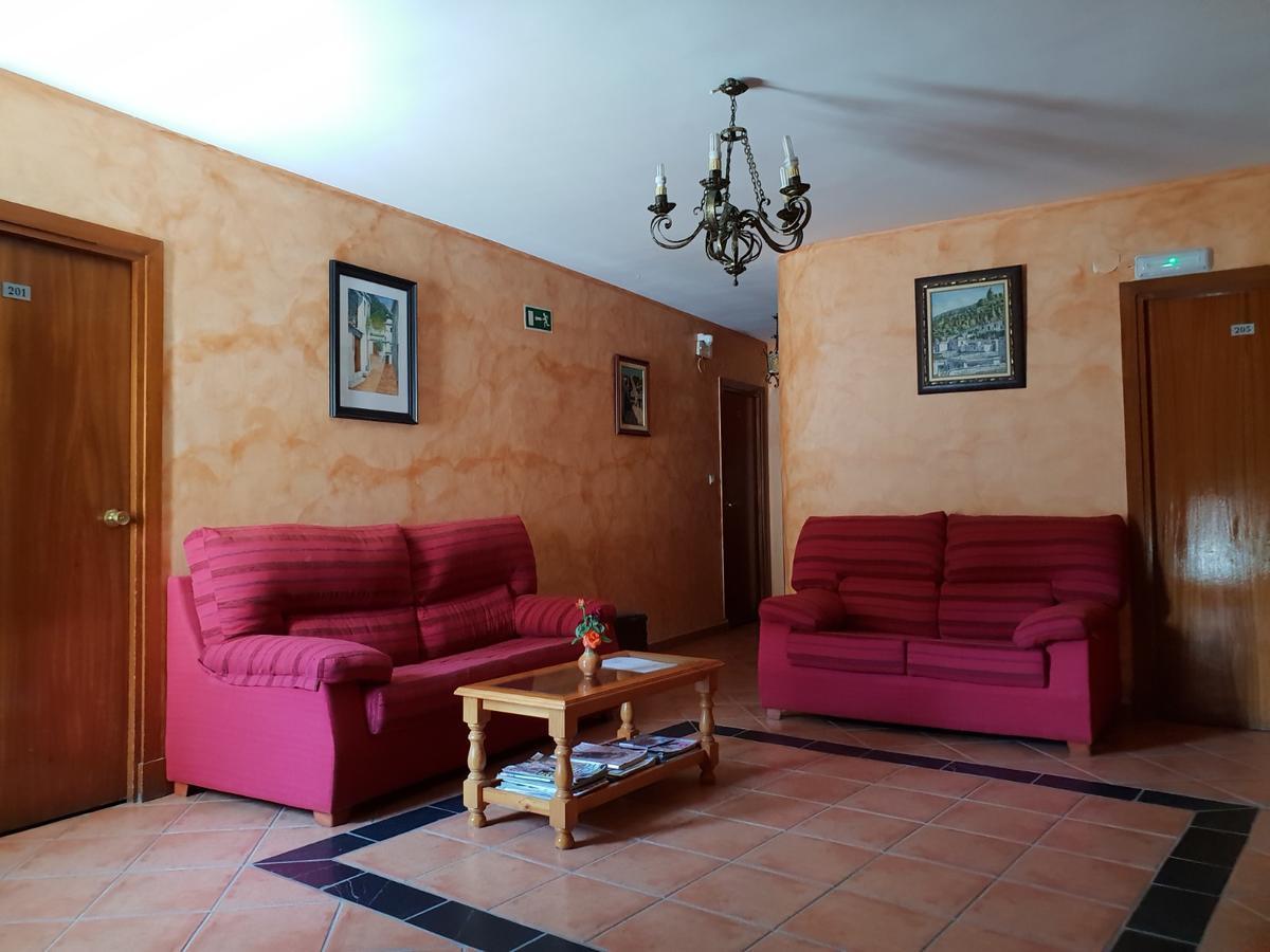 Hostal Пампанейра Экстерьер фото