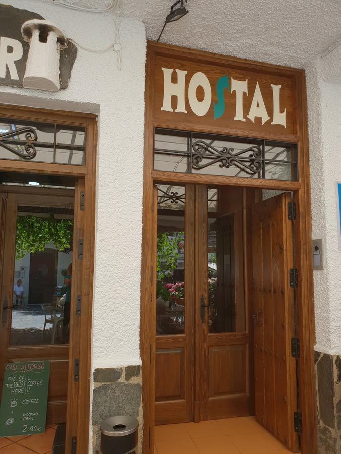 Hostal Пампанейра Экстерьер фото